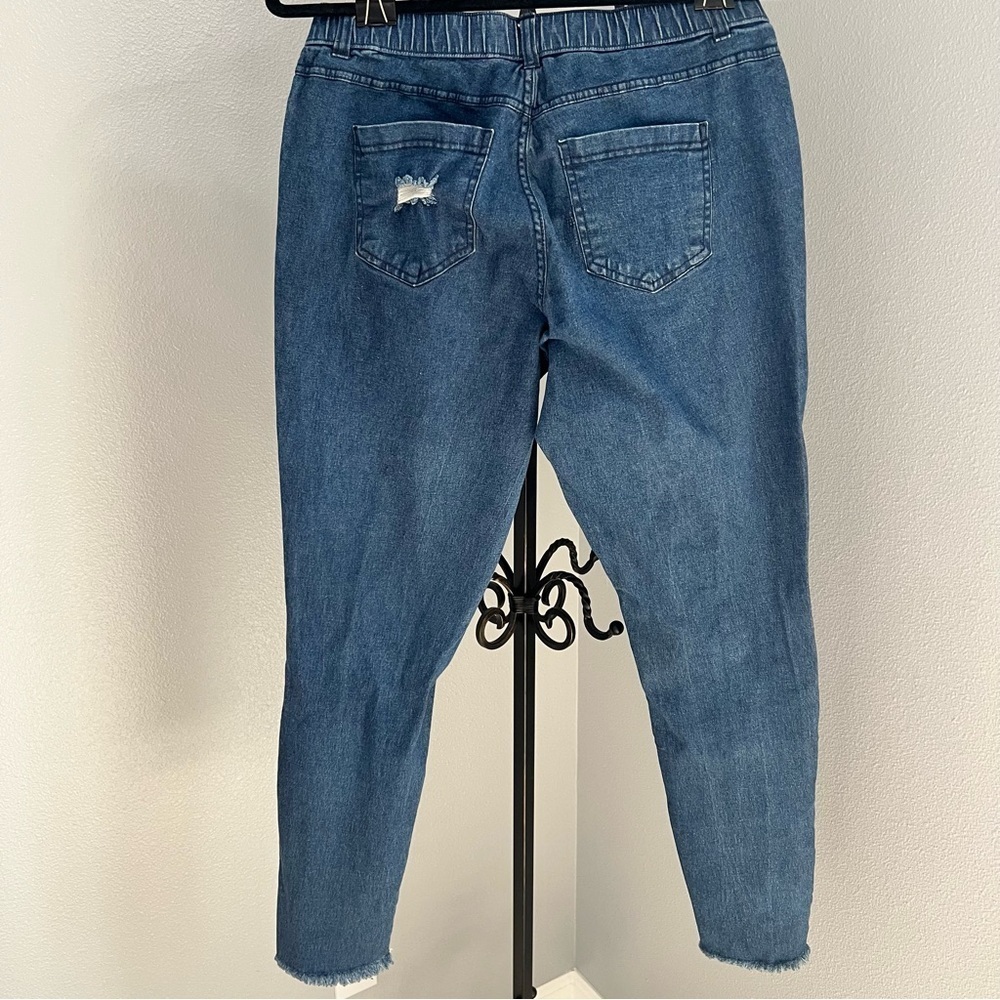 Ripped Knee Denim Leggings - Picture 8 of 13